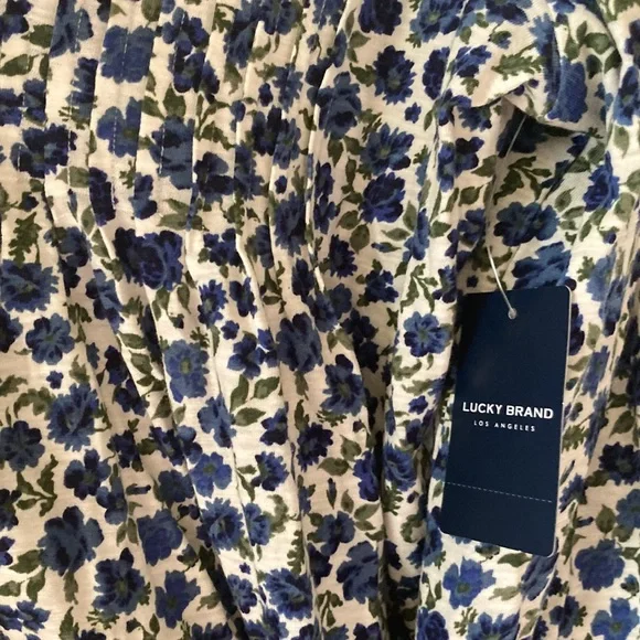 - nWT! Lucky top size med - Picture 4 of 8